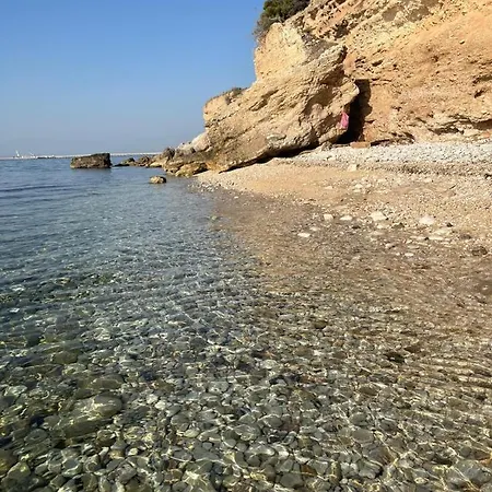 بيت للعطل Domus Caruso